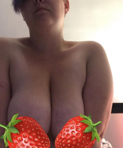 Aeryn Flower at APClips.com