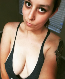 Akara Fang at APClips.com