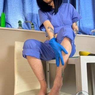 Farty the clown photo gallery by Alice Bean