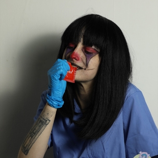 clown photoshoot photo gallery by Alice Bean