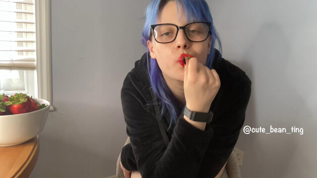 Alice And Food video