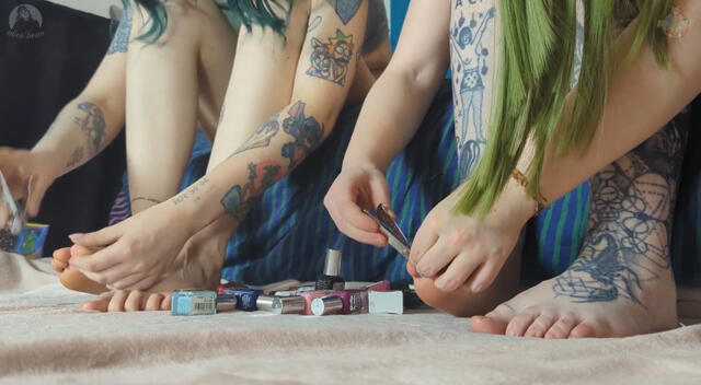 Clown Pedicure video from Alice Bean