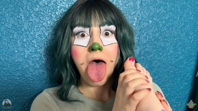 Footsie Worship video from Alice Bean