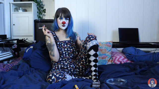 Hairy Clown Smokes video from Alice Bean