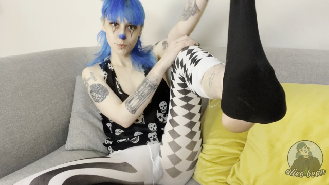 Toe Sucking Clowngirl video from Alice Bean