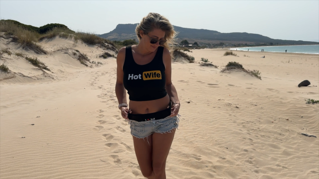 Flashing with Pussy Exposed On Public Beach video from Alicia Morea