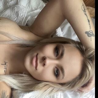 Alivia Lost photo
