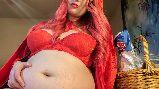 Little Red Feeder KitKatFeedee video from KinkyCurvyKat