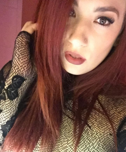 Amber Ashlee at APClips.com