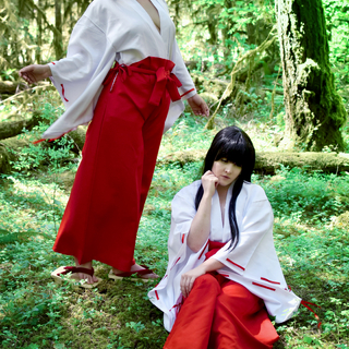 Kikyo and Kagome W Foxycosplay HD Photoset photo gallery by Amyfantasy