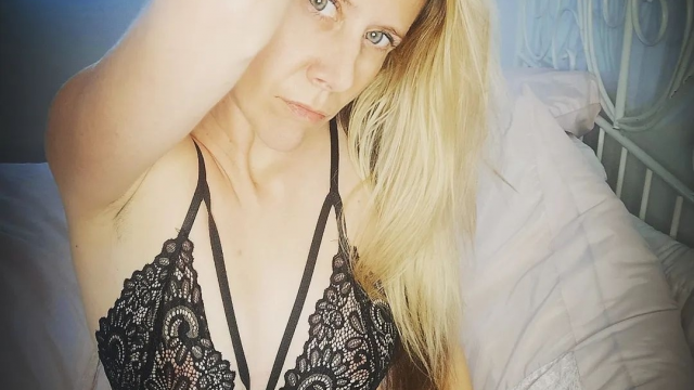 Pussy play video from Andie Star