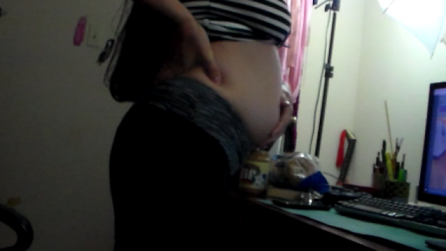 Comparing Bloated Bellies With Bella video from AnnSulu