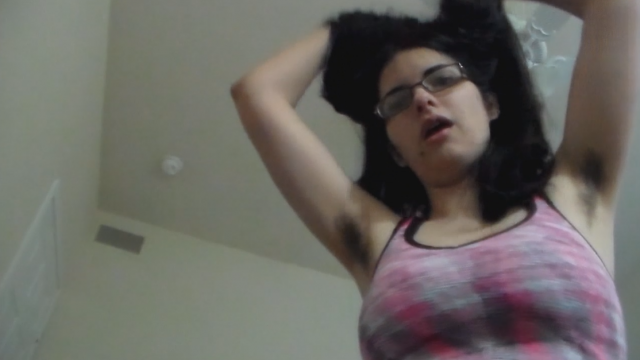 Hair and lip tease video from AnnSulu