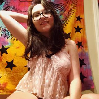 Emily Whisper photo