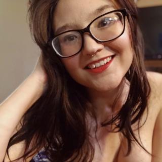 Emily Whisper photo