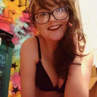 Emily Whisper photo
