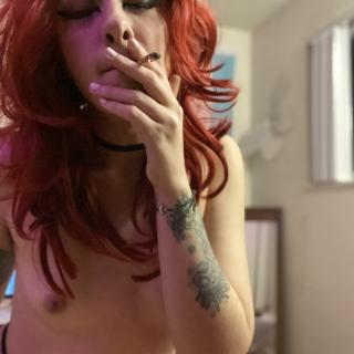 stoner siren photo gallery by Oleander Blaqk