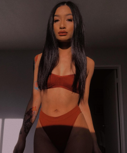 Avery Black at APClips.com