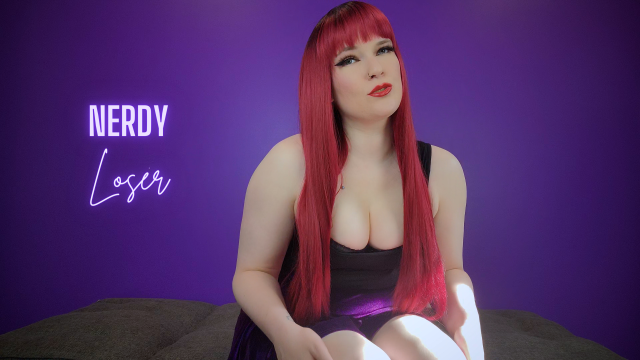 Nerdy Loser video from AveryRaie