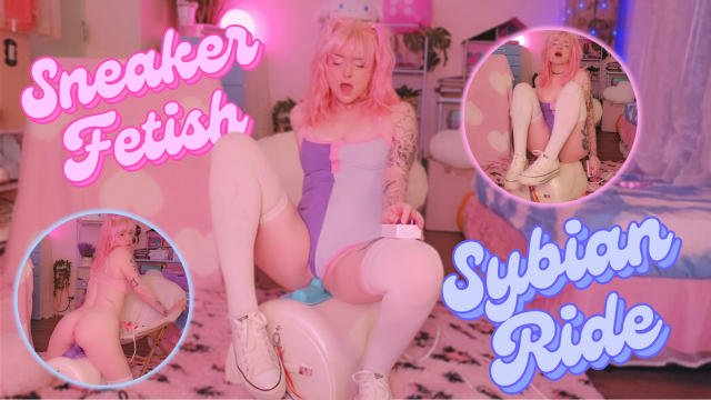 sneaker fetish sybian ride video from Squeezypeach