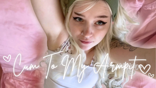 Cum To My Armpits video from Bambi Paige