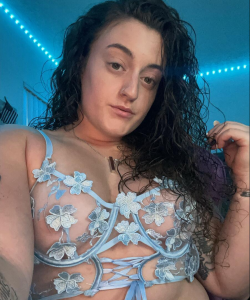 Bella Rose at APClips.com