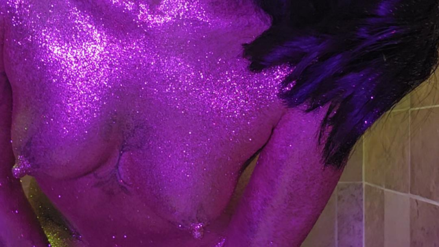 There's glitter everywhere!! video from BloodyBlossom