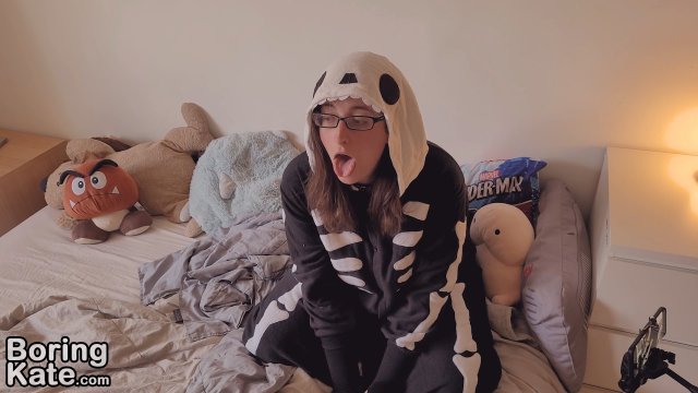 The Skeleton Kigurumi video from BoringKate