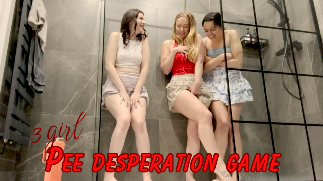 3 girl pee desperation game video