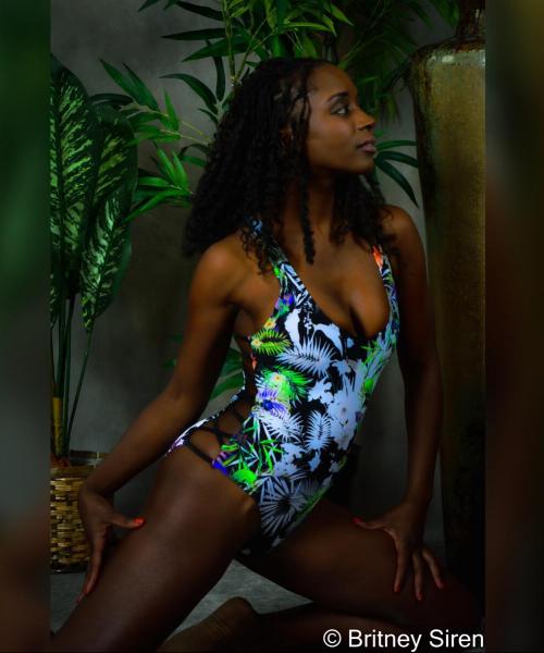 Britney Siren contest photo