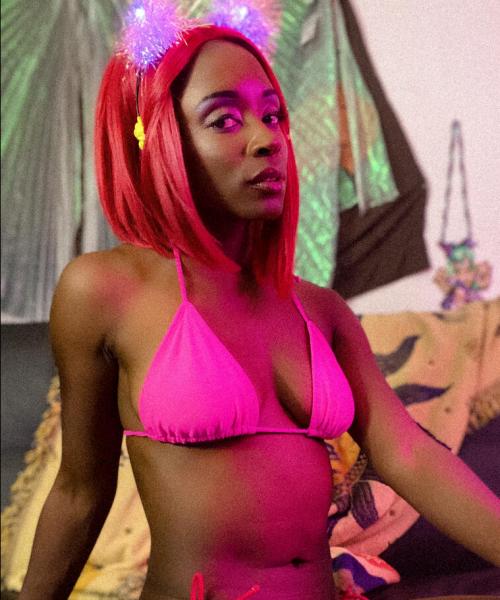 Britney Siren contest photo