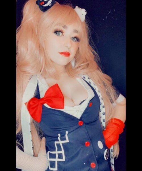 Callieblackx contest photo