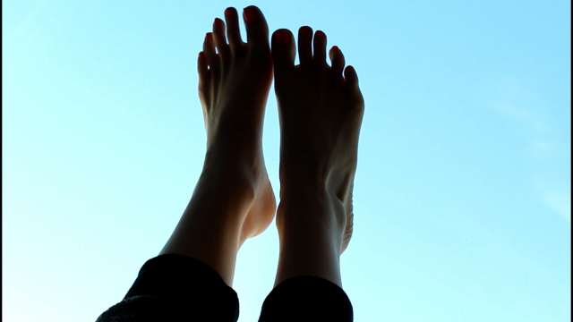 Love My Toes video from Angel Au Lait