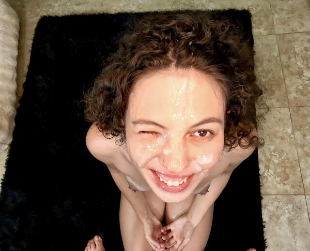 Satine Summers Sucks Out A Massive Load On Her Face video from Chris White