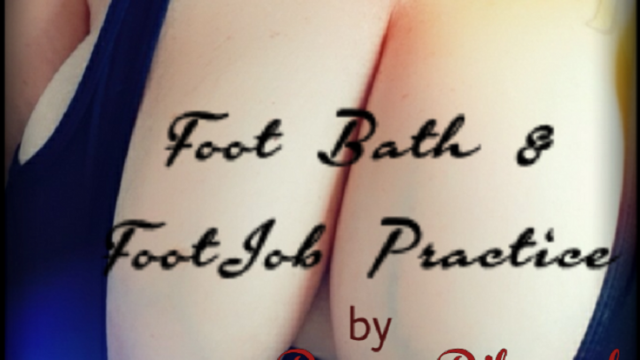 BBW Soaps Up Feet in Bathtub and Practices Footjob Skills, wiggling toes under water video from Dawna Dikengob