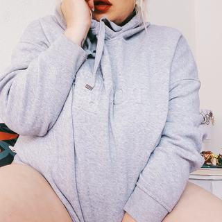 Curvy Sole Goddess photo