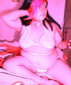 Cutiechubbyuwu at APClips.com