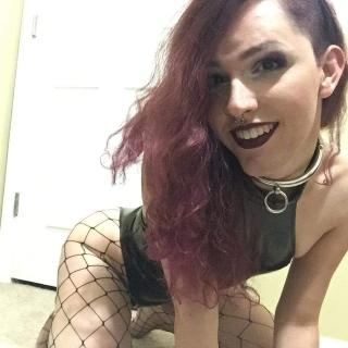 Faye Naivete photo