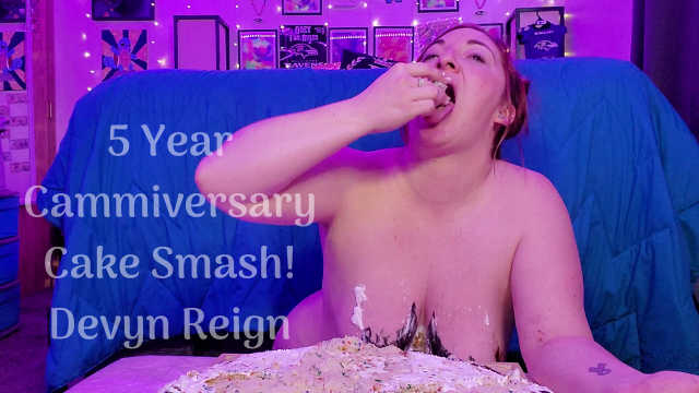 5 Year Cammiversary and Cake Smash video from Devyn Reign
