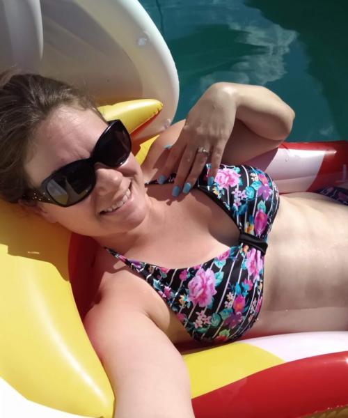 DiaLynn contest photo