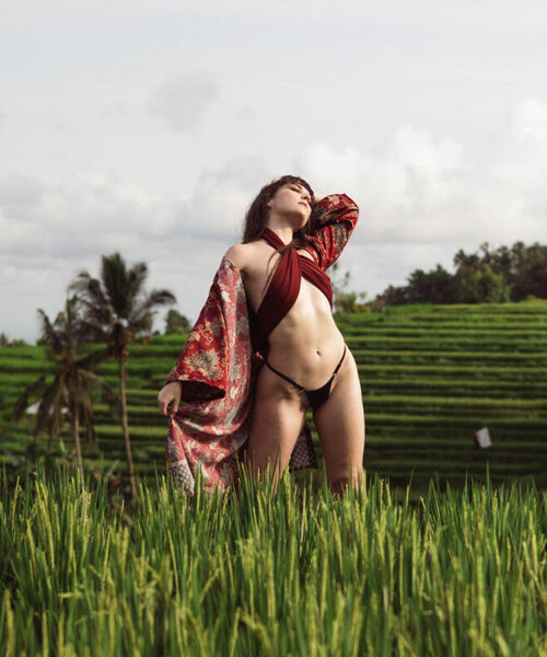 Domino Faye contest photo