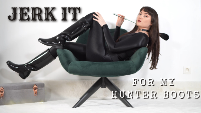 Jerk it for My Hunter Boots video from Domino Faye