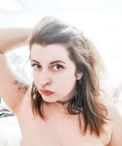 Dottie Petite at APClips.com