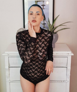 Elie Haze at APClips.com