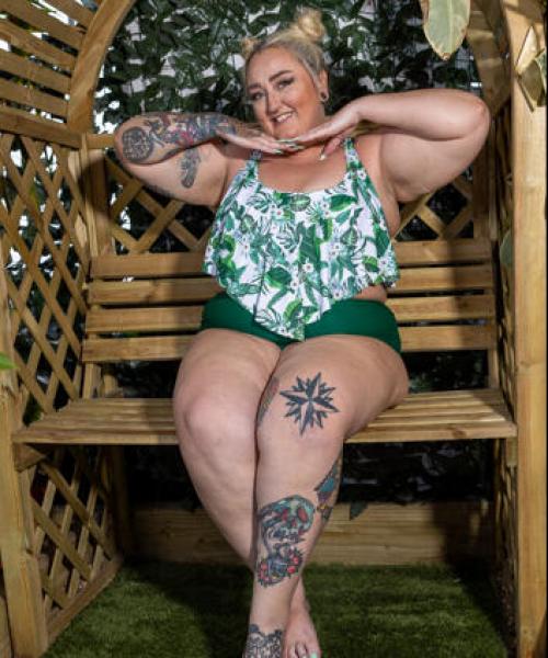 Elizabeth Dresden contest photo