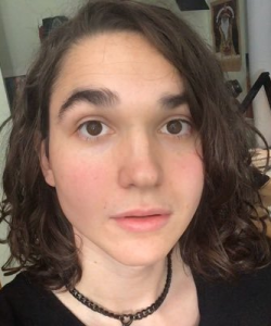 Elle Mist at APClips.com