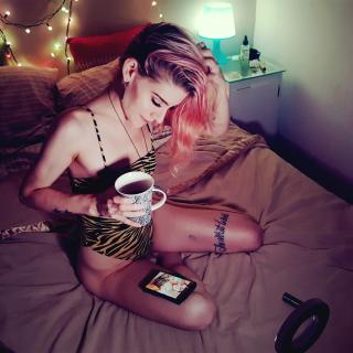 Emmaterrestrial photo