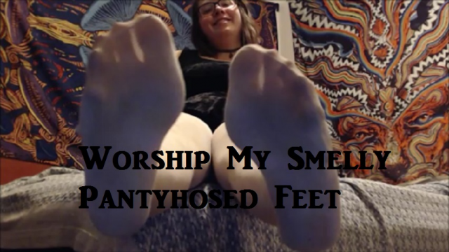 Worship My Smelly Pantyhosed Feet video from EmpressMeow
