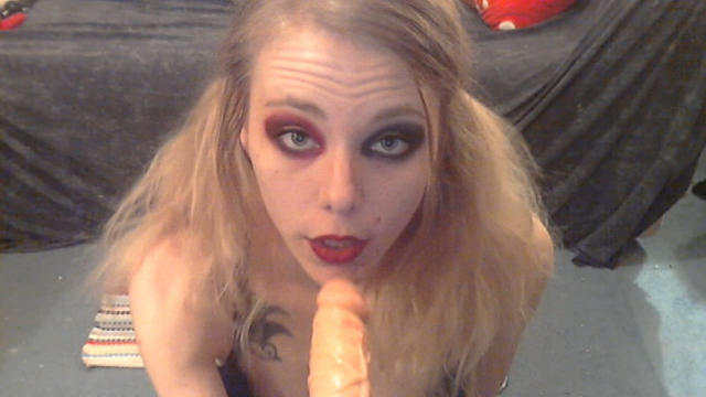 Harley Quinn POV Blowjob video from