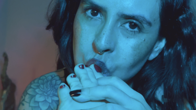 Run Your Tongue Along The Curves Of My Pretty Feet video from Evol Feet